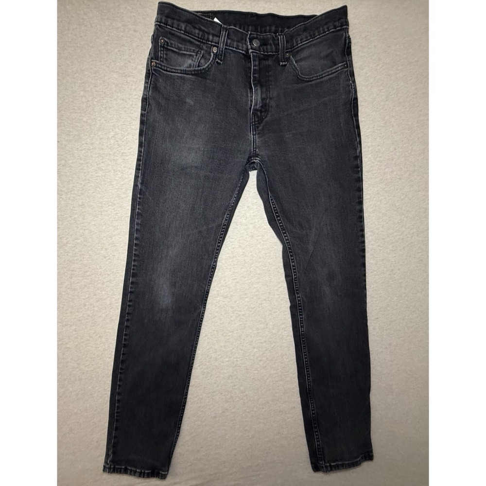 Levi's. black distressed straight leg jeans. Mens 32x32.